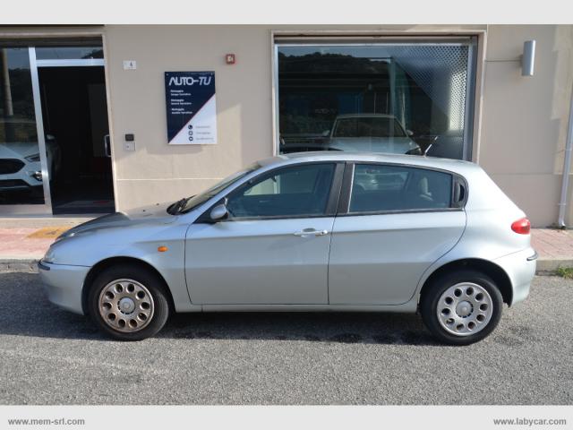 Auto - Alfa romeo 147 1.9 jtd 115cv 5p. distinctive