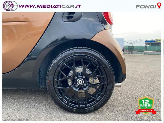 Auto - Smart fortwo 70 1.0 twinamic urban