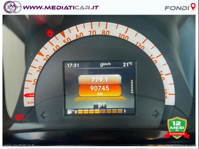 Auto - Smart fortwo 70 1.0 twinamic urban