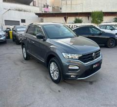 Auto - Volkswagen t-roc 1.5 tsi act dsg style bmt