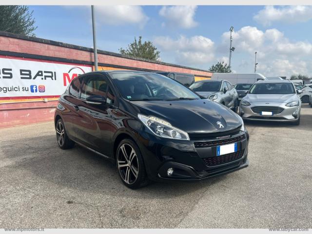 Auto - Peugeot 208 gt line 1.2 110cv puretech