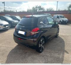 Auto - Peugeot 208 gt line 1.2 110cv puretech