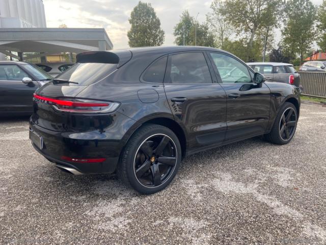 Auto - Porsche macan 2.0