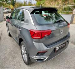 Auto - Volkswagen t-roc 1.6 tdi scr style bluemotion tech.