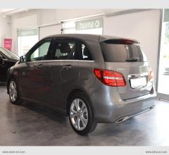 Auto - Mercedes-benz b 180 d sport