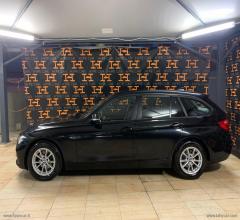 Auto - Bmw 318d touring business advantage aut.