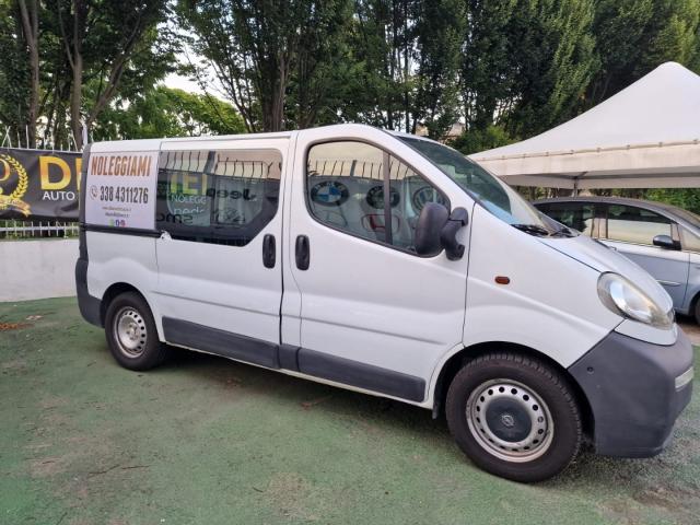 Auto - Opel vivaro 27 1.9 cdti/100cv pc-tn com. bus.