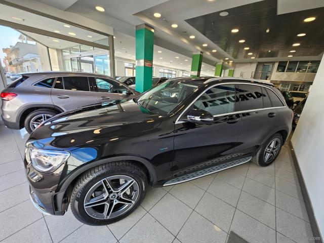 Auto - Mercedes-benz glc 300 de 4matic eq-power premium