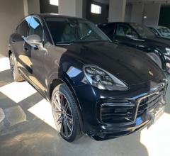 Auto - Porsche cayenne coupÃ© 2.9 v6 s