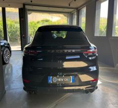 Auto - Porsche cayenne coupÃ© 2.9 v6 s