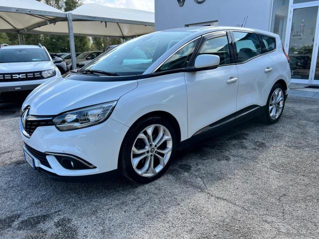 Renault grand scÃ©nic blue dci 150 cv initiale paris