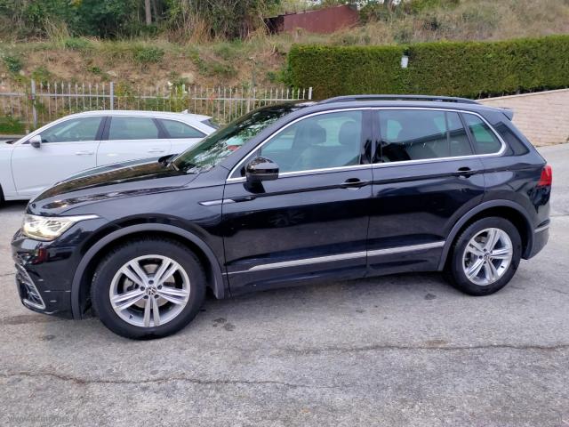 Auto - Volkswagen tiguan 2.0 tdi 150cv scr dsg r-line