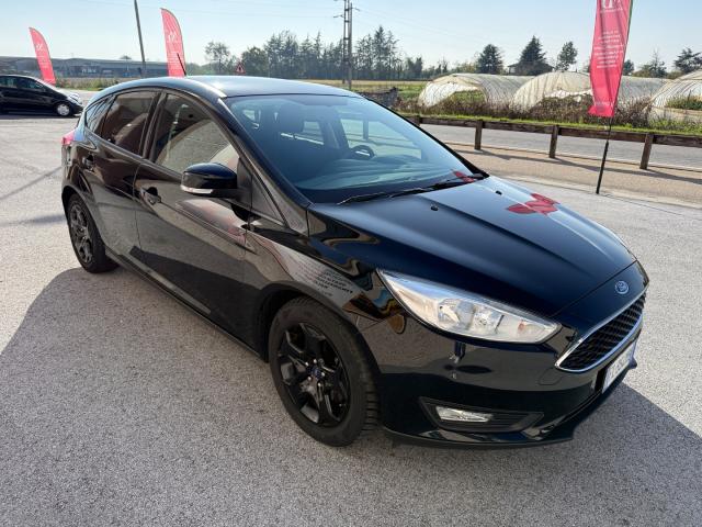 Auto - Ford focus 1.6 120 cv gpl plus