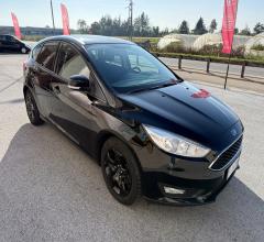 Auto - Ford focus 1.6 120 cv gpl plus