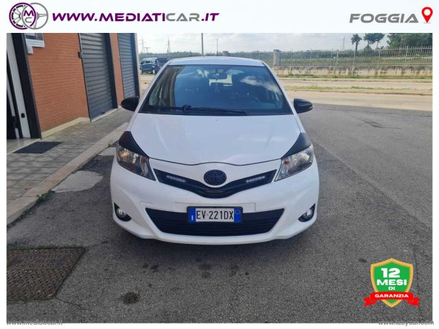 Auto - Toyota yaris 1.0 5p. active