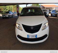 Lancia ypsilon 1.0 firefly 5ps&s hyb. eco silv.