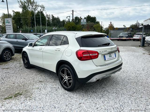 Auto - Mercedes-benz gla 200 cdi automatic premium