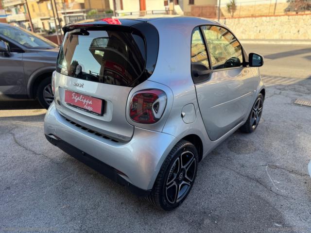 Auto - Smart fortwo eq pulse