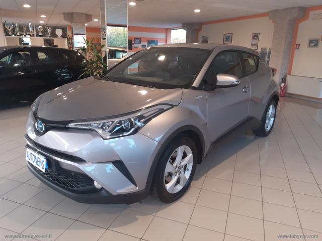 Toyota c-hr 1.8 hybrid e-cvt active