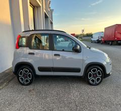 Auto - Fiat panda 1.0 firefly s&s hybrid city life