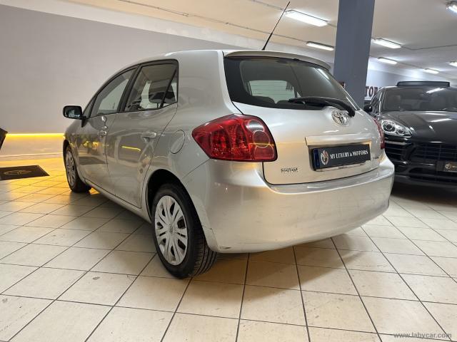 Auto - Toyota auris 1.4 d-4d 5p. my 09