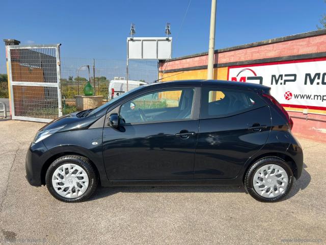 Auto - Toyota aygo connect automatica 1.0 72cv