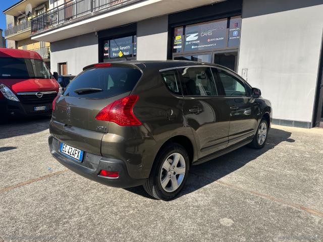 Auto - Peugeot 3008 1.6 hdi 110 cv tecno