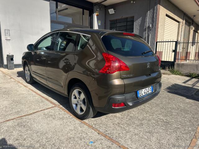 Auto - Peugeot 3008 1.6 hdi 110 cv tecno