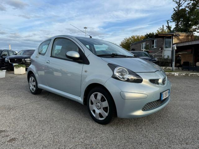 Auto - Toyota aygo 1.0 vvt-i 3p. sol