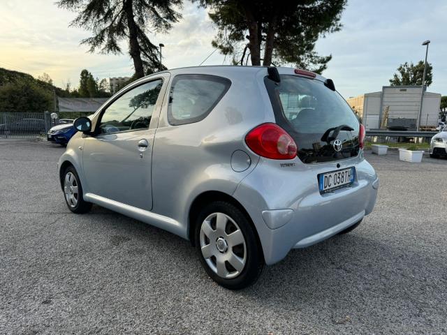 Auto - Toyota aygo 1.0 vvt-i 3p. sol