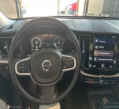 Auto - Volvo xc60 b4