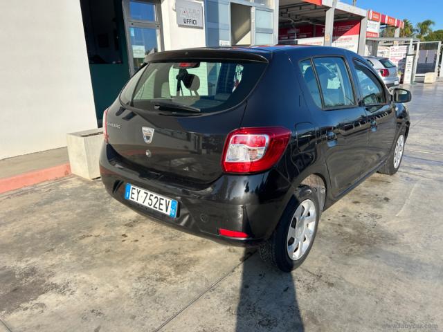 Auto - Dacia sandero 1.2 gpl 75 cv extra