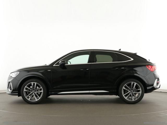 Auto - Audi q3 sportback 2.0tdi 200cv s-tronic s-line