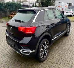 Auto - Volkswagen t-roc 2.0tdi