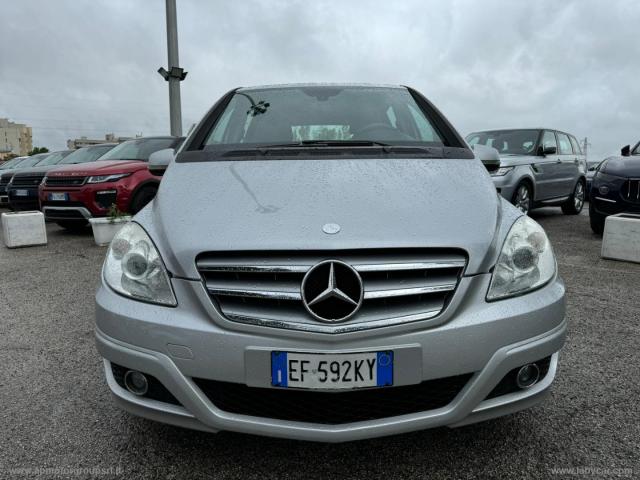 Auto - Mercedes-benz b 180 blueefficiency sport