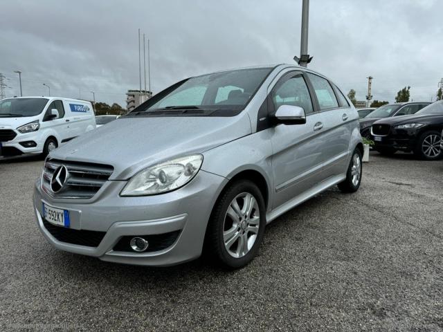 Auto - Mercedes-benz b 180 blueefficiency sport