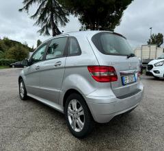 Auto - Mercedes-benz b 180 blueefficiency sport