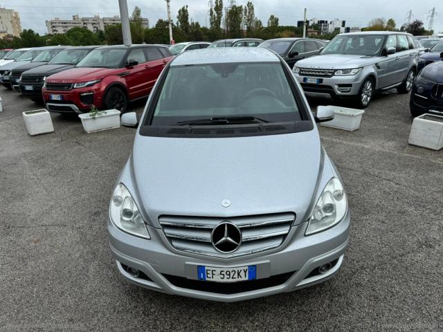 Auto - Mercedes-benz b 180 blueefficiency sport