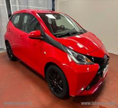 Auto - Toyota aygo 1.0 vvt-i 69 cv 5p. x-cool