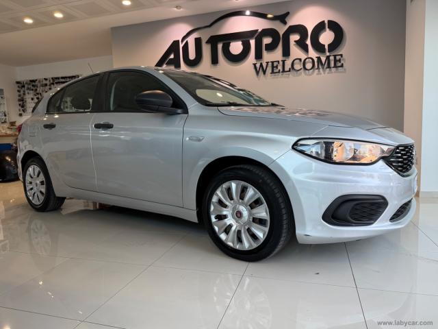 Auto - Fiat tipo 1.4 5p. easy