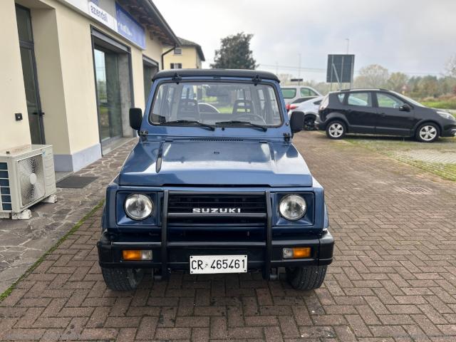 Auto - Suzuki sj413 berlina de luxe