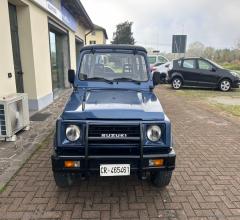 Auto - Suzuki sj413 berlina de luxe