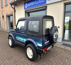 Auto - Suzuki sj413 berlina de luxe