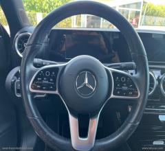 Auto - Mercedes-benz a 180 d automatic business