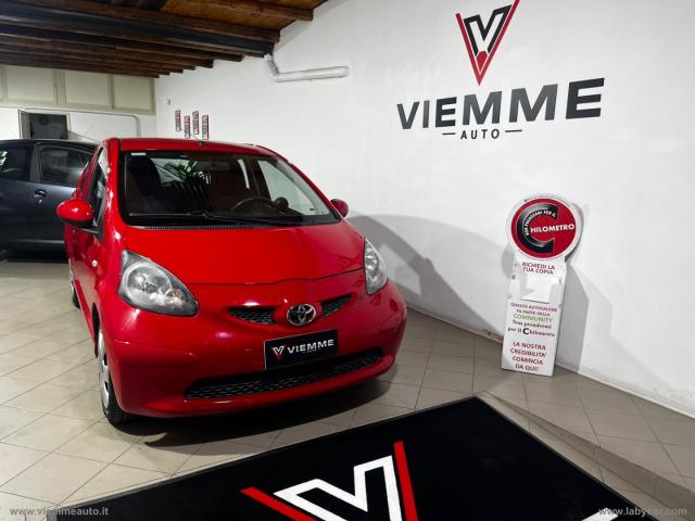 Auto - Toyota aygo 1.0 vvt-i 3p. now