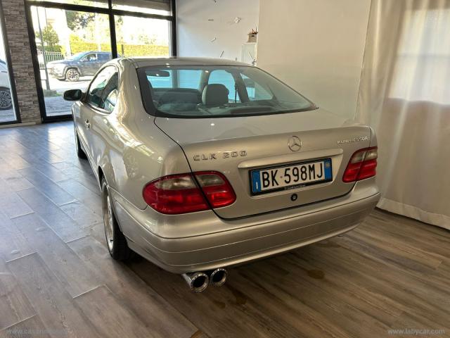 Auto - Mercedes-benz clk 200 kompressor sport