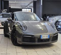 Auto - Porsche 911 carrera