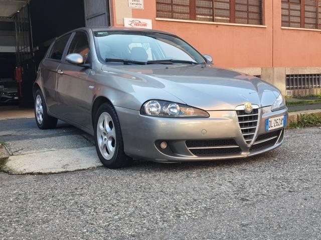 Auto - Alfa romeo 147 1.6 16v ts 105 cv 5p. progression