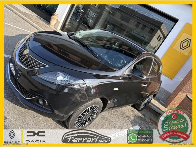 Auto - Lancia ypsilon 1.2 69 cv 5p. gpl ecochic