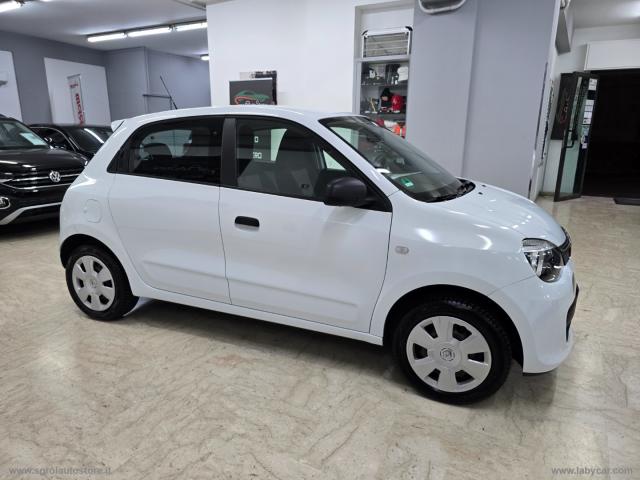 Auto - Renault twingo sce life